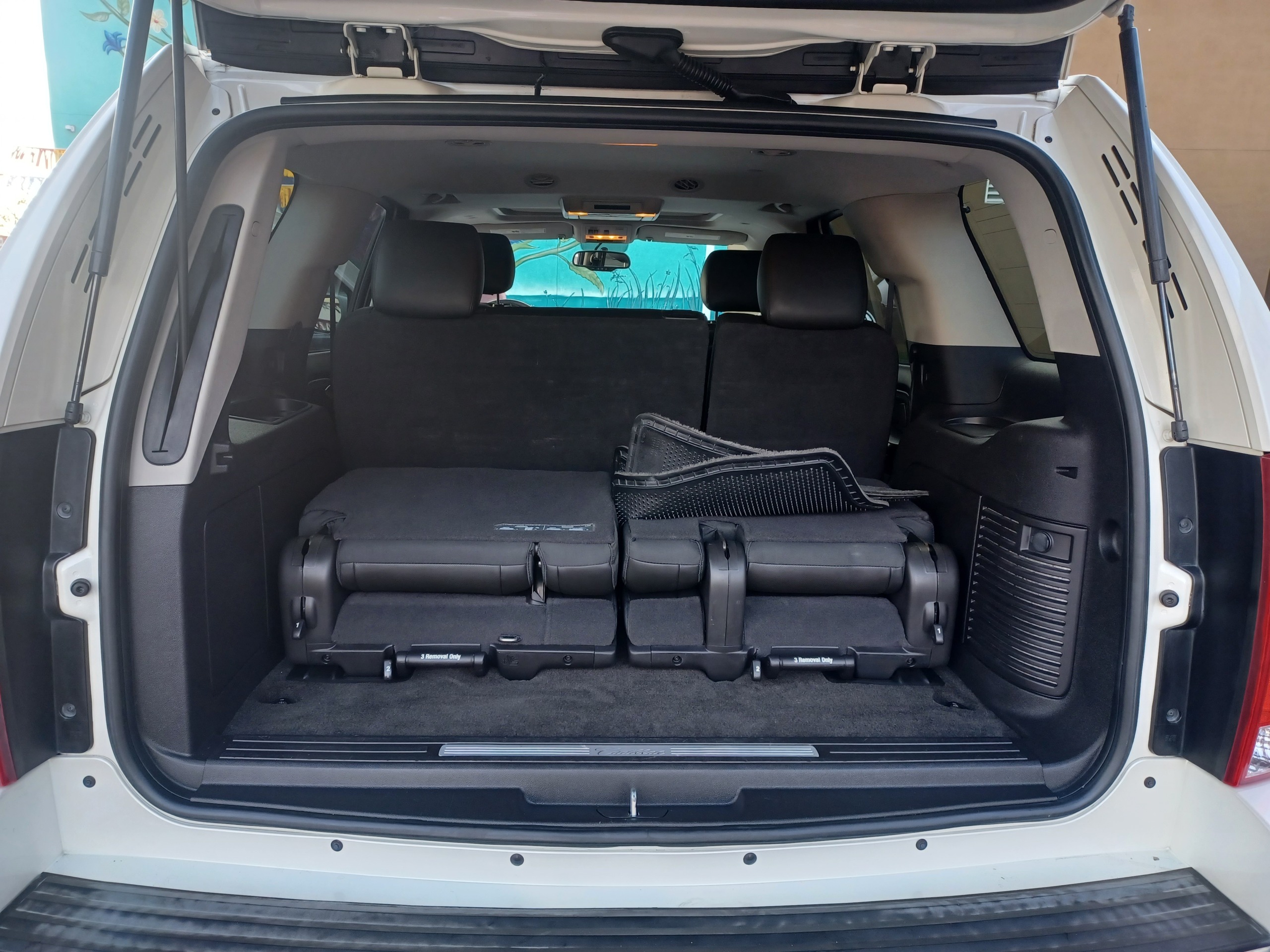 2013 Cadillac escalade HYBRID 71000 original miles