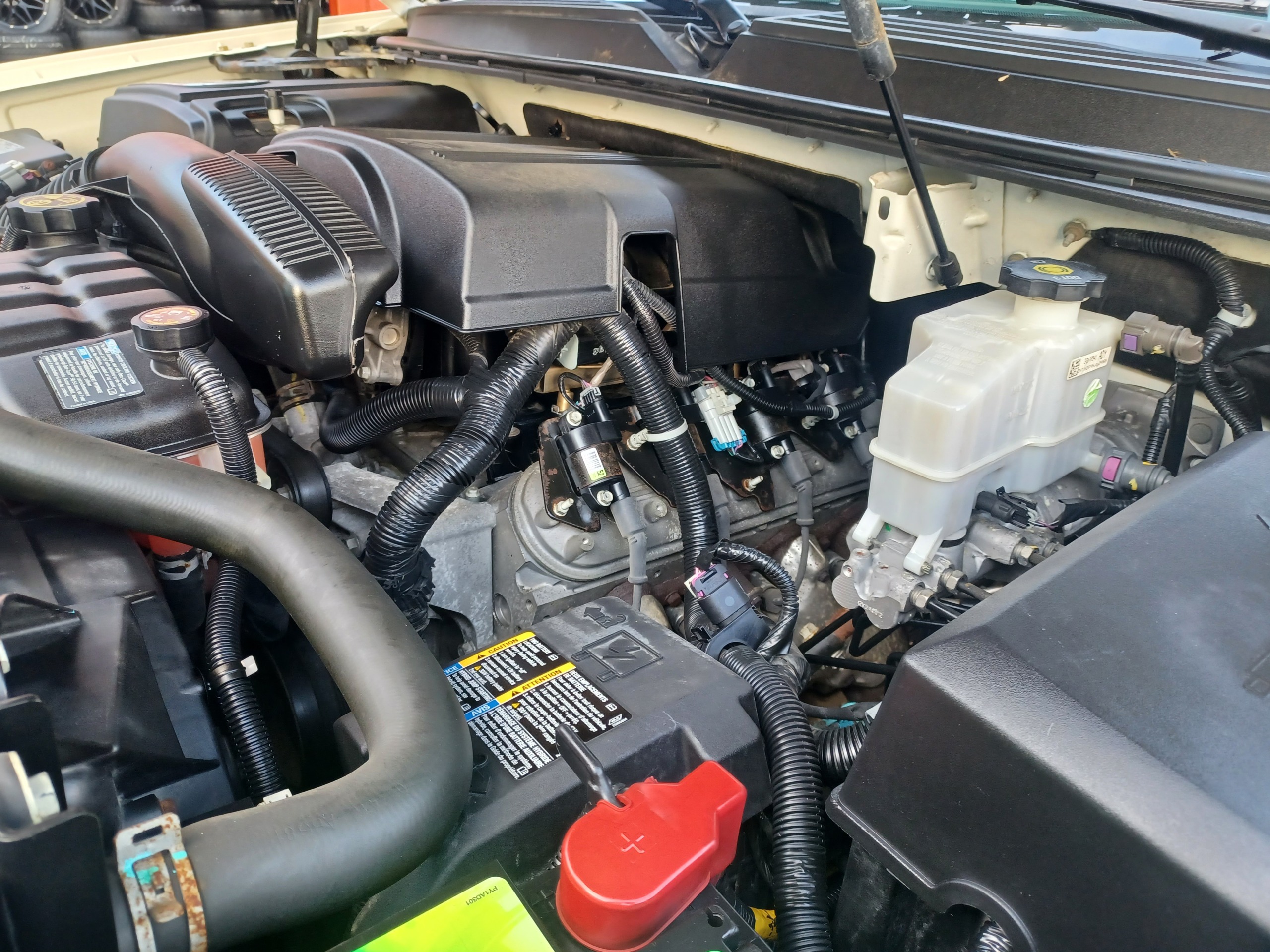 2013 Cadillac escalade HYBRID 71000 original miles