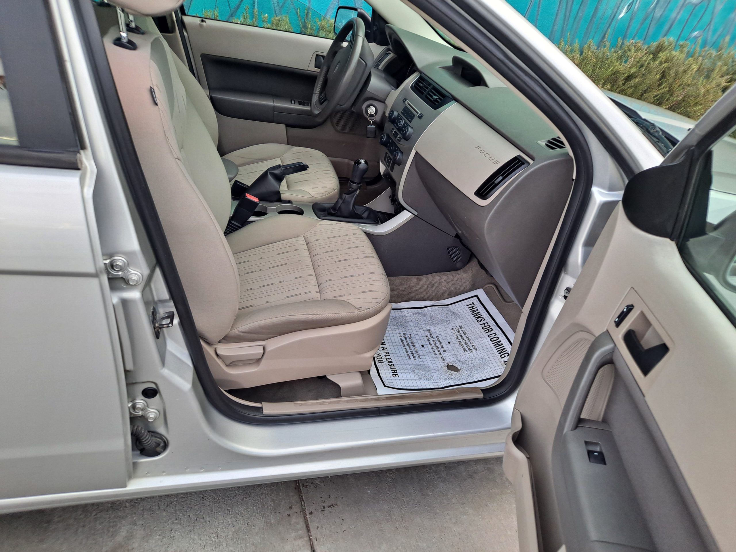2009 ford focus 5 speed 73000 miles