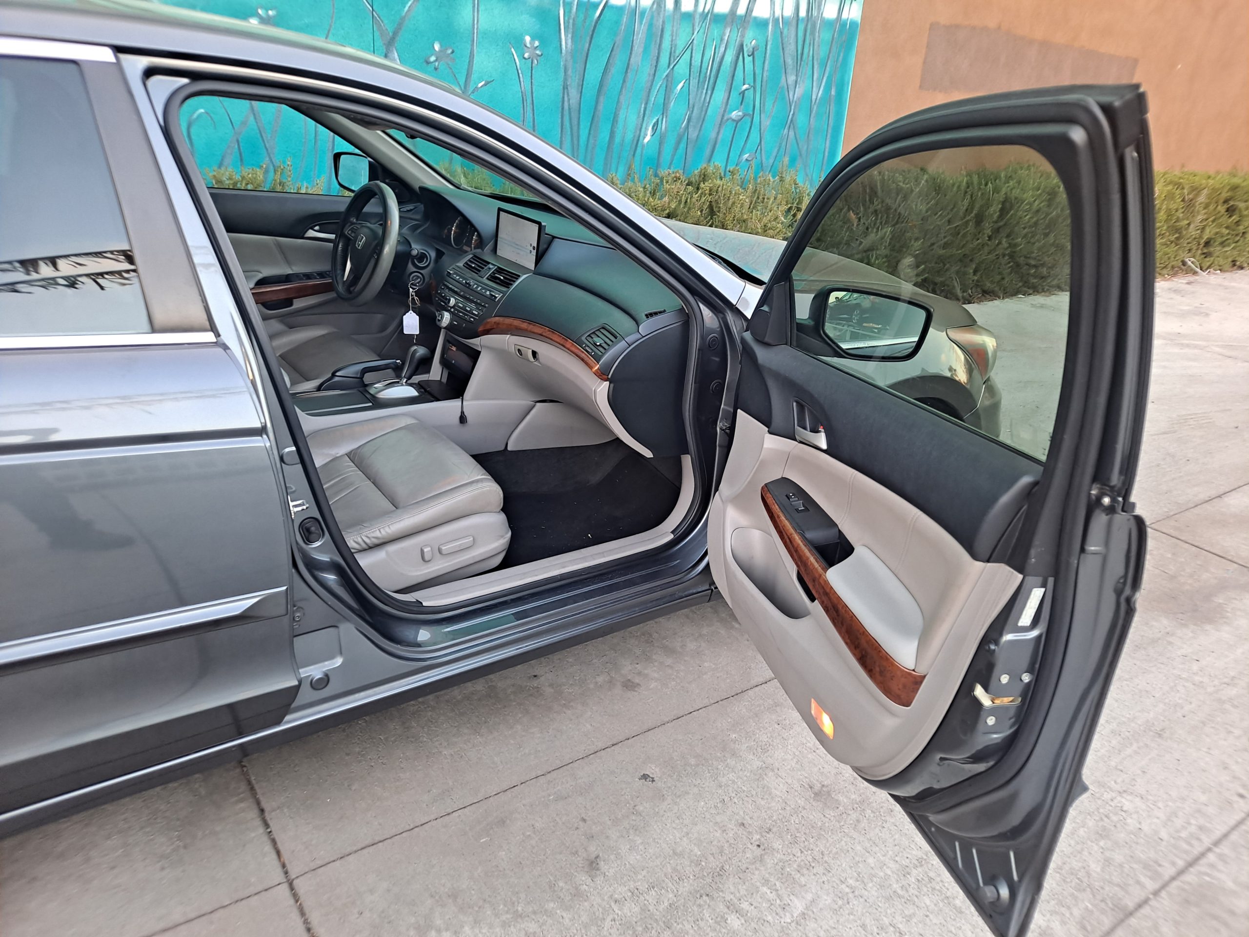 2011 honda accord  limited V6