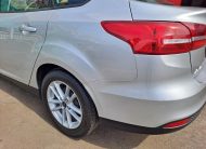 2017 FORD FOCUS SE 90000 MILES