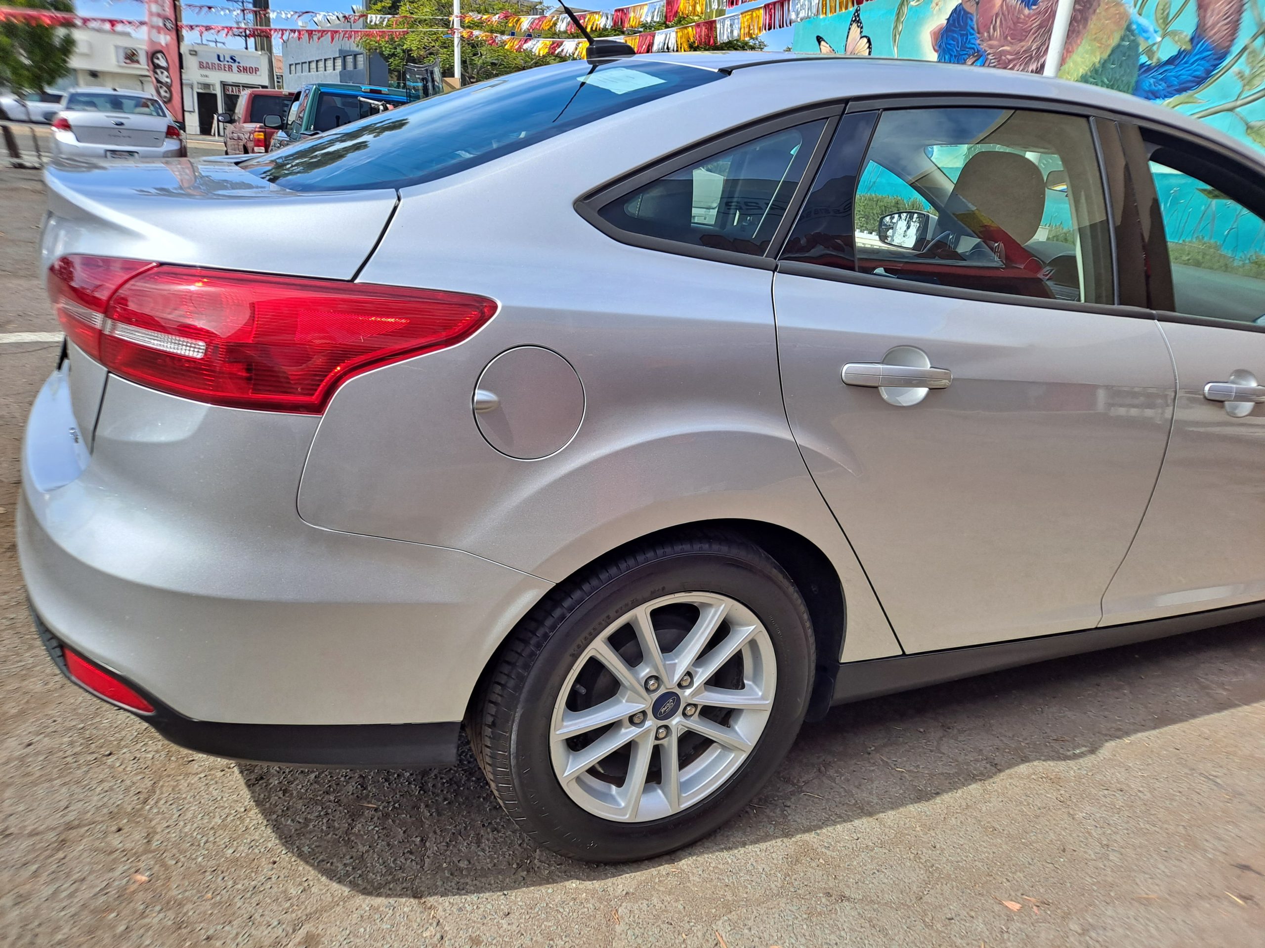 2017 FORD FOCUS SE 90000 MILES