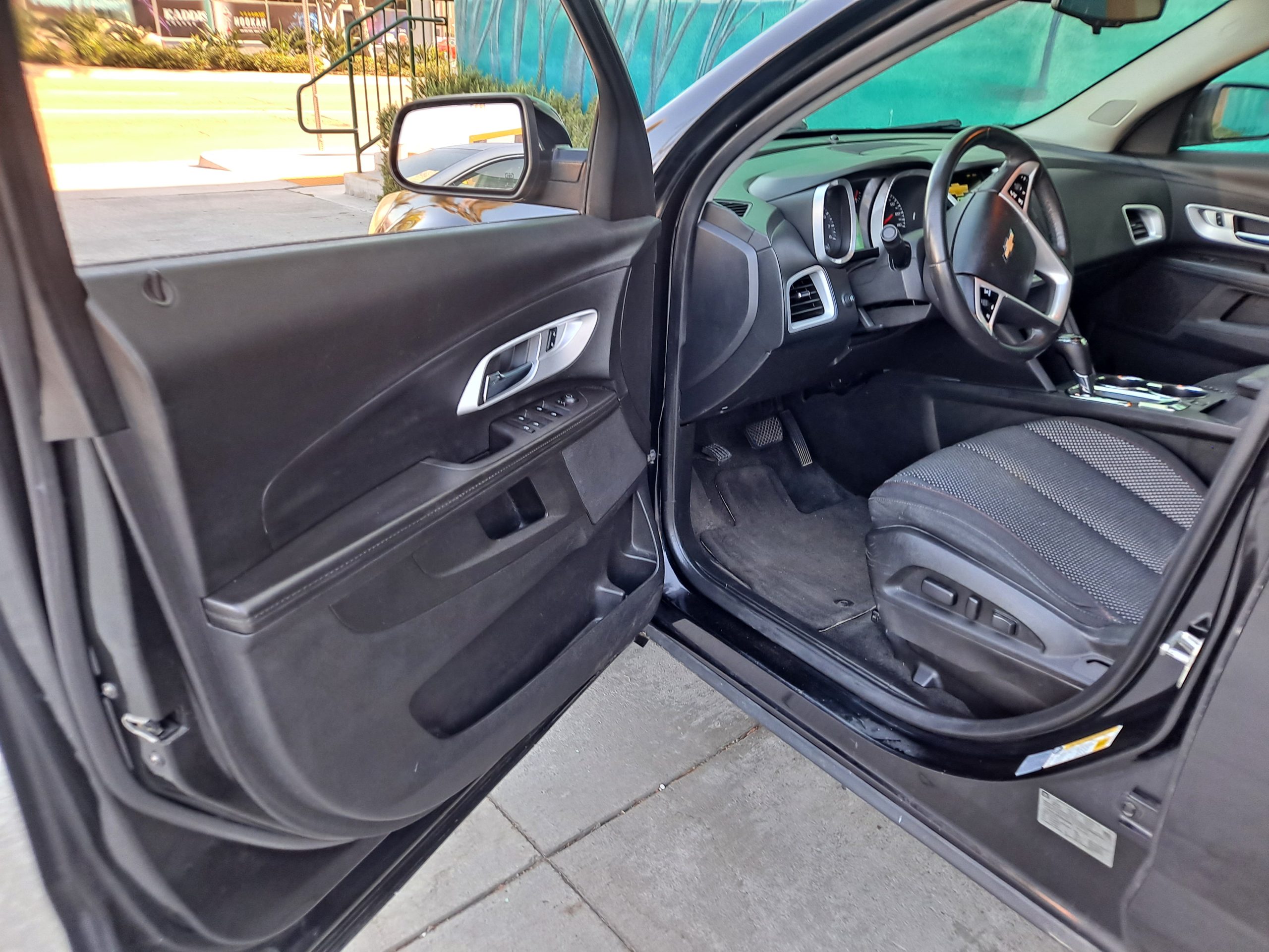 2016 Chevrolet equinox lt 73000 original miles