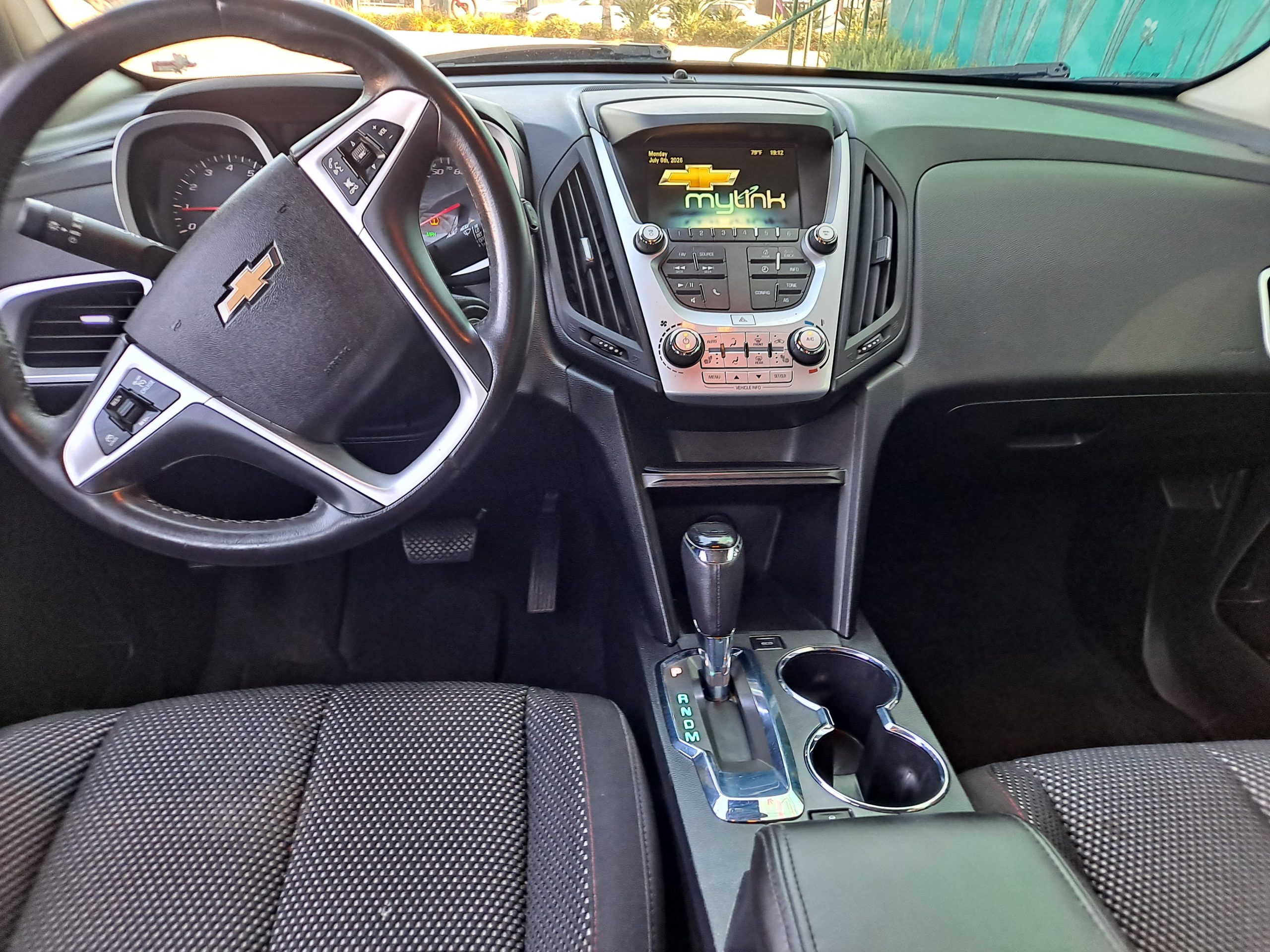 2016 Chevrolet equinox lt 73000 original miles