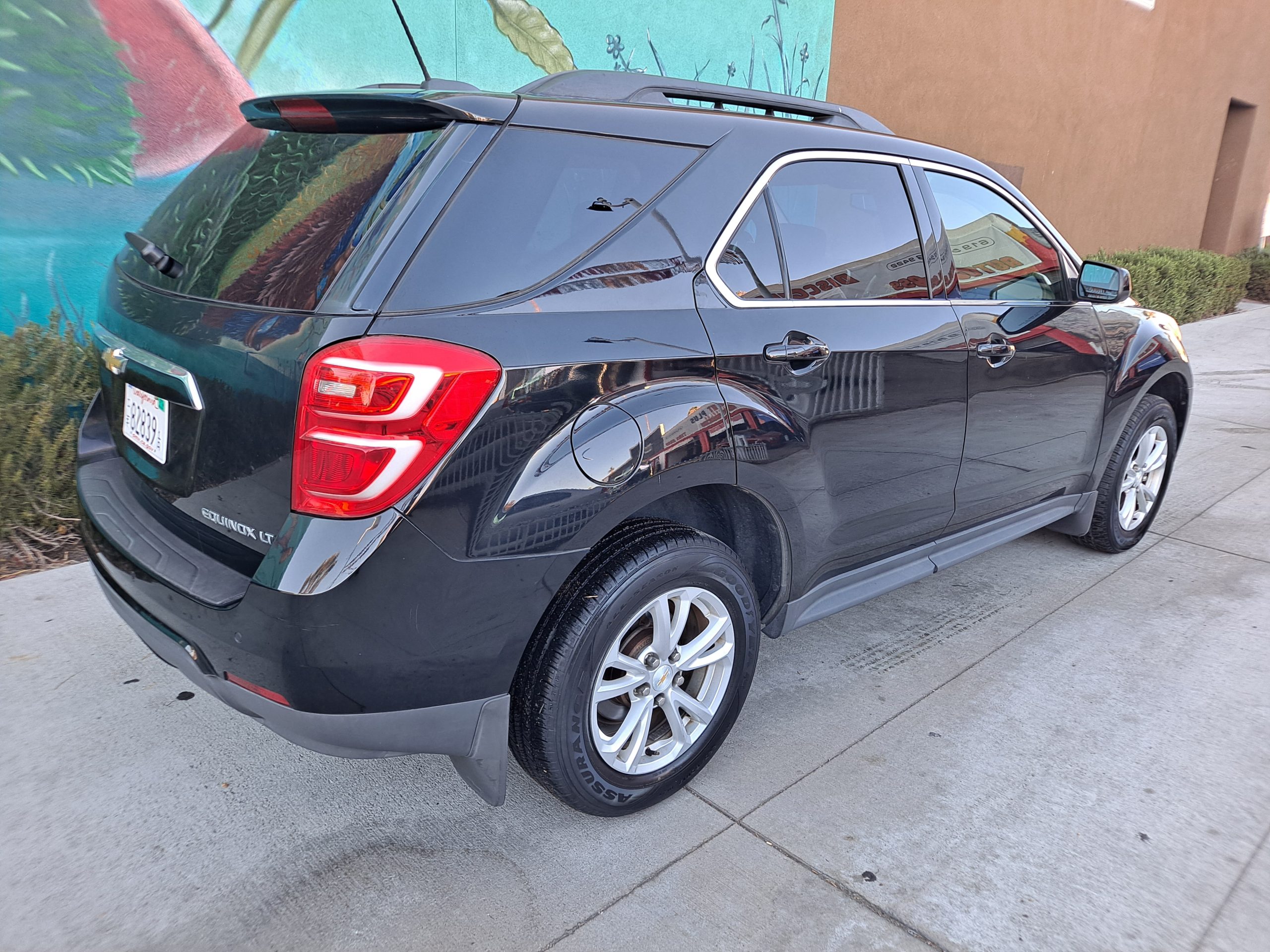 2016 Chevrolet equinox lt 73000 original miles